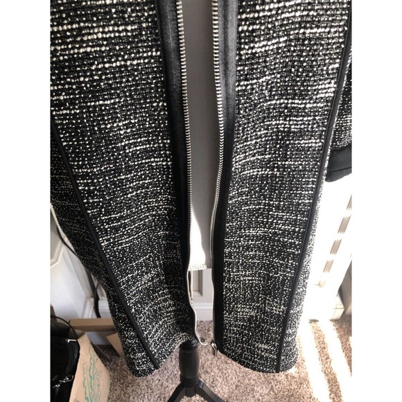 Club Monaco Long Boucle‎ Knit Black White Zip Blazer Leather Look Satin Trim M - Picture 12 of 12